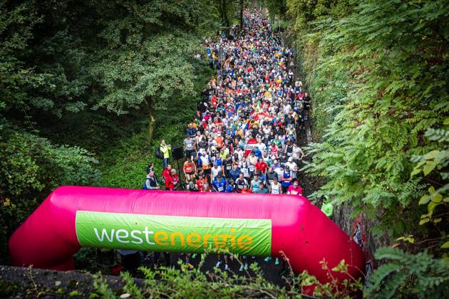 Marathon at Lake Baldeney in Essen ** FOR EDITORIAL USE ONLY ** EDITORIAL USE ONLY ** p On Sunday morning, October 11, 2026, around 1,200 runners will set out on a two-lap course around Lake Baldeney during the marathon. Germany, North Rhine-Westphalia, Essen. Copyright MartinxMöller Copyright: MartinxMöller doc87zd3v8pcdhi3ha4q2z ,EDITORIAL USE ONLY Copyright: MartinxMöller