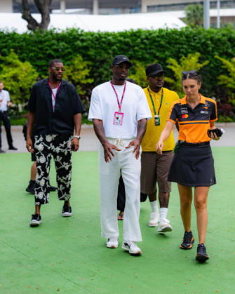 2026 Formula 1 Singapore Grand Prix - Dwyane Wade DWYANE WADE (USA) - NBA, Basketball Herren, USA Hall of Famer & Utah Jazz Co-Owner on Sunday Race Day during the Formula 1 Singapore Airlines Singapore Grand Prix 2026 at Marina Bay Street Circuit, Singapore, on October 11, 2026. Photo by Antoine LAPEYRE Reveries Agency via ABACAPRESS.COM Singapore Singapore  Copyright: xAntoinexLapeyre ReveriesxAgency ABACAx
