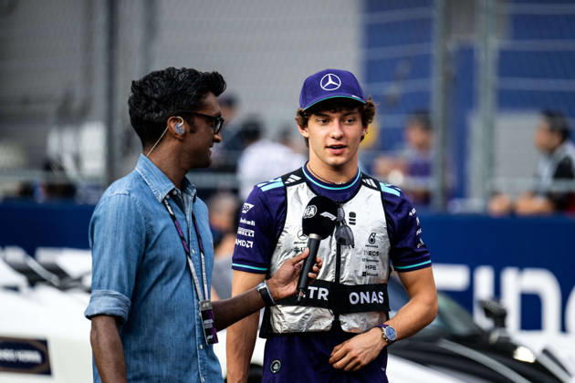 F1 - SINGAPORE GRAND PRIX 2026 KIMI ANTONELLI Andrea (ita), Mercedes AMG F1 Team W17, portrait during the 2026 Formula 1 Singapore Grand Prix, 17th round of the 2026 Formula One World Championship, WM, Weltmeisterschaft from October 9 to 11, 2026 on the Marina Bay Street Circuit, in Singapore, Singapore - SingaporeSingapore  Copyright: xALBERTOxVIMERCATIx