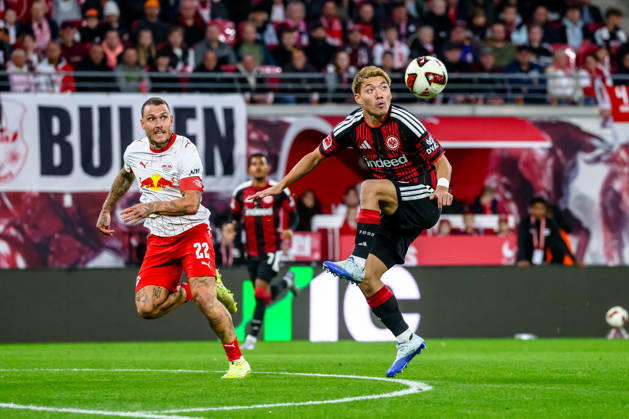 Ritsu Doan of Eintracht Frankfurt, No. 20, controls a high ball; David Raum of RB Leipzig, No. 22, GER, RB Leipzig vs. Eintracht Frankfurt, Soccer, Bundesliga 1 Men, Matchday 5, 2026–2027 season, October 10, 2026 DFL regulations prohibit any use of photographs as image sequences and or quasi-video GER, RB Leipzig vs. Eintracht Frankfurt, Soccer, 1st Bundesliga Men, Matchday 5, 2026–2027 season, October 10, 2026 Leipzig Copyright: xEibner-Pressefoto LauraxRoemerx EP_LRR