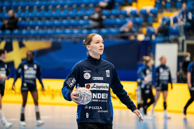 HSG Blomberg Lippe GER vs. Odense Handbold DEN, Handball, EHF Champions League Women, Group Stage, October 11, 2026, 2026–2027 Season, Lemgo, Nieke Kuehne, HSG Blomberg Lippe, No. 9 warming up at the Lemgo Phoenix Contact Arena, Germany