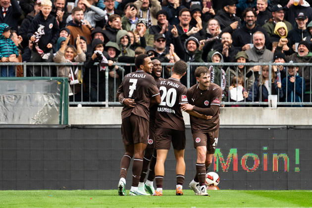 Goal to make it 1–0: Abdoulie Ceesay (FC St. Pauli), 09, celebrates with Youssoupha Niang (FC St. Pauli), 07, Mathias Rasmussen (FC St. Pauli), 20, and Connor Metcalfe (FC St. Pauli), 24, GER, FC St. Pauli vs. Karlsruher SC, soccer, 2. Bundesliga, Matchday 7, 2026–2027 season, October 11, 2026 DFL regulations prohibit any use of photographs as image sequences and or quasi-video, GER, FC St. Pauli vs. Karlsruher SC, soccer, 2. Bundesliga, Matchday 7, 2026–2027 season, October 11, 2026, Hamburg Copyright: xEibner-Pressefoto MaxxVincenx EP_MVN