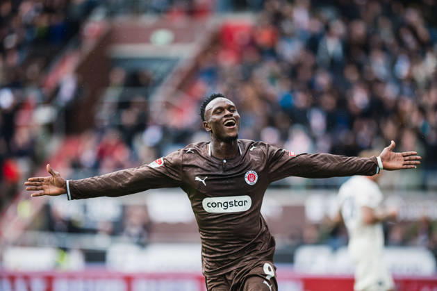 2. Bundesliga: FC St. Pauli vs. Karlsruher SC, October 11, 2026 – Goal, celebration by Abdoulie Ceesay (FC St. Pauli), 9–1 Soccer, 2. Bundesliga, Matchday 7: FC St. Pauli vs. Karlsruher SC on October 11, 2026, at Millerntor Stadium, Hamburg. DFL regulations prohibit any use of photographs as image sequences and or quasi-video. Copyright: xBEAUTIFULxSPORTS Tonhäuserx