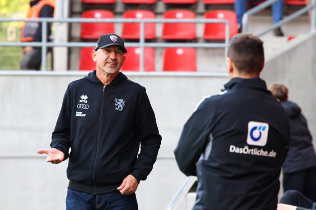Coach Achim Beierlorzer, head coach of FC Ingolstadt 04, is seen discussing with the fourth official during the match between FC Ingolstadt 04 and SV Wehen Wiesbaden on October 11, 2026, DFB regulations prohibit any use of photographs as image sequences and or quasi-video. GER, Soccer, 3. Liga, Matchday 8, FC Ingolstadt 04 vs. SV Wehen Wiesbaden, October 11, 2026, Audi Sportpark Ingolstadt Copyright: xEibner-Pressefoto OliverxSTRISCHx EP-OSH