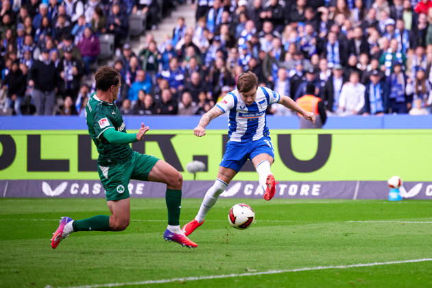 Mads Pedersen, Hertha BSC, 22, shot on goal for the 1-0 lead, GER, Hertha BSC vs. SPVGG Greuther Fürth, 2. Bundesliga, 2026-27 season, Matchday 7, October 11, 2026 DFL regulations prohibit any use of photographs as image sequences and or quasi-video GER, Hertha BSC vs. SPVGG Greuther Fürth, 2. Bundesliga, 2026–27 season, Matchday 7, October 11, 2026, Berlin Copyright: xClaudiusxRauch,xEibner-Pressefotox xClaudiusxRauchx EP_CRH