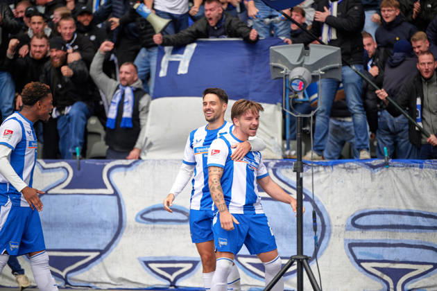 Mads Pedersen, Hertha BSC, 22, shot on goal for the 1-0 lead; Hertha celebrates; Mads Pedersen, Hertha BSC, 22; Josip Brekalo, Hertha BSC, 07, GER, Hertha BSC vs. SPVGG Greuther Fürth, 2. Bundesliga, 2026–27 season, Matchday 7, October 11, 2026. DFL regulations prohibit any use of photographs as image sequences and or quasi-video. GER, Hertha BSC vs. SPVGG Greuther Fürth, 2. Bundesliga, 2026–27 season, Matchday 07, October 11, 2026, Berlin Copyright: xClaudiusxRauch,xEibner-Pressefotox xClaudiusxRauchx EP_CRH
