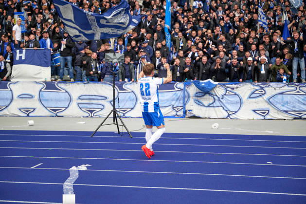 Mads Pedersen, Hertha BSC, 22, shot on goal for the 1-0 lead; Hertha celebrates; Mads Pedersen, Hertha BSC, 22, GER; Hertha BSC vs. SPVGG Greuther Fürth, 2. Bundesliga, 2026–27 season, Matchday 7, October 11, 2026. DFL regulations prohibit any use of photographs as image sequences and or quasi-video. GER, Hertha BSC vs. SPVGG Greuther Fürth, 2. Bundesliga, 2026–27 season, Matchday 7, October 11, 2026, Berlin Copyright: xClaudiusxRauch,xEibner-Pressefotox xClaudiusxRauchx EP_CRH