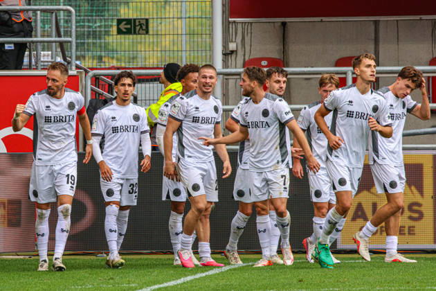Florian Huebner of SV Wehen Wiesbaden, No. 19, celebrates after scoring the 0-1 goal in the match between FC Ingolstadt 04 and SV Wehen Wiesbaden on October 11, 2026, DFB regulations prohibit any use of photographs as image sequences and or quasi-video. GER, Soccer, 3. Liga, Matchday 8, FC Ingolstadt 04 vs. SV Wehen Wiesbaden, October 11, 2026, Audi Sportpark Ingolstadt Copyright: xEibner-Pressefoto OliverxSTRISCHx EP-OSH