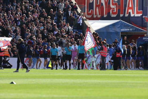 11th October 2026; Selhurst Park, London, England; Premier League Football, Crystal Palace versus Nottingham Forest; Players appearing for the start of the match KatiexChan