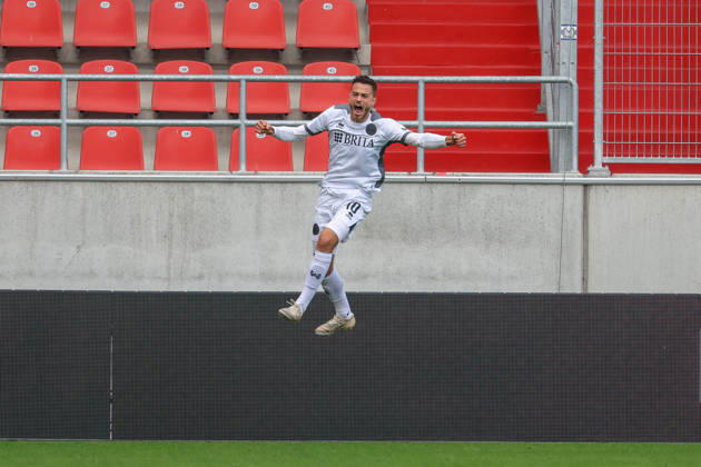 Ingolstadt, Germany, October 11, 2026, 3rd League 2026–2027, Matchday 8: FC Ingolstadt 04 vs. SV Wehen Wiesbaden. Pictured: Goal scorer Robin Kalem. SVWW celebrates after his goal to make it 2–3. DFB and DFL regulations prohibit any use of photographs as image sequences and or quasi-video Copyright: xFotostandx xSchäferx