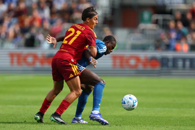 Serie A Como 1907 - As Roma Paulo Dybala of AS Roma the Serie A match beetween Como 1907 and As Roma at Stadio Giuseppe Sinigaglia on October 11 2026 in Como Italy . Como Stadio Giuseppe Sinigaglia Italy Copyright: xMarcoxCanonierox