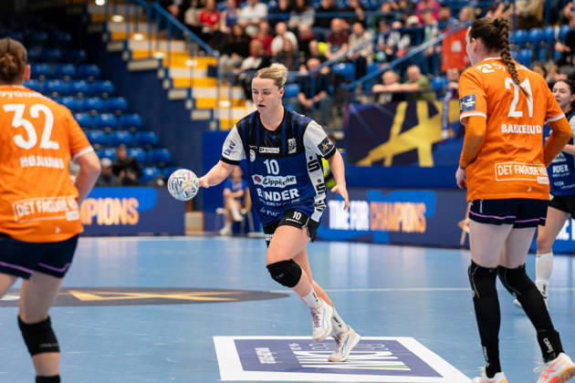 HSG Blomberg Lippe GER vs. Odense Handbold DEN, Handball, EHF Champions League Women, Group Stage, October 11, 2026, 2026–2027 Season, Lemgo Maxi Muehlner HSG Blomberg Lippe, No. 10 building up play at the Lemgo Phoenix Contact Arena, Germany