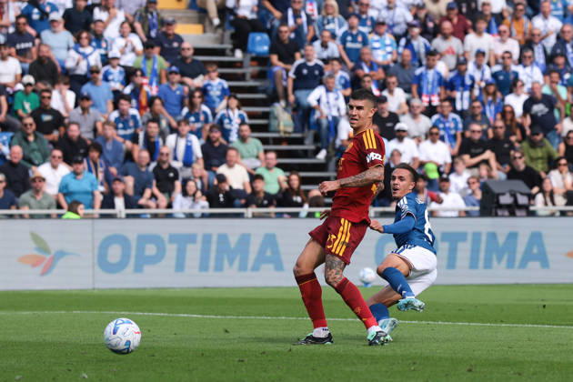 Como 1907 v AS Roma - Serie A - Season 2026-2027 Como, Italy, 11th October 2026. during the Como 1907 vs AS Roma Serie A match at Stadio Giuseppe Sinigaglia, Como. Picture credit should read: Jonathan MoscropComo, Italy, 11th October 2026. Gianluca Mancini of AS Roma looks on as Maxence Caqueret of Como 1907 fires a shot narrowly wide of the upright during the Como 1907 vs AS Roma Serie A match at Stadio Giuseppe Sinigaglia, Como. Picture credit should read: Jonathan Moscrop Como Stadio Giuseppe Sinigaglia Italy