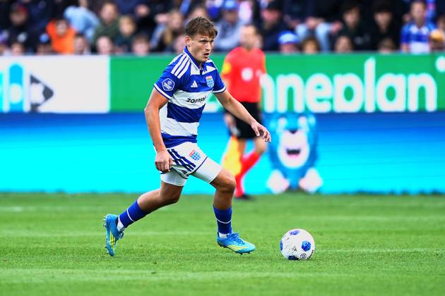 2026-10-11 VriendenLoterij Eredivisie: PEC Zwolle v SC Cambuur ZWOLLE, NETHERLANDS - OCTOBER 11: Thijs Oosting of PEC Zwolle during the VriendenLoterij Eredivisie match between PEC Zwolle and SC Cambuur at Mac3Park Stadion on October 11, 2026 in Zwolle, Netherlands. Zwolle Mac3Park Stadion Netherlands Content not available for redistribution in The Netherlands directly or indirectly through any third parties. Copyright: xAndrexWeeningx