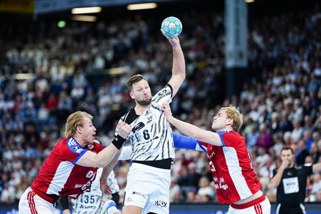 Martin Hovde, Handball Club Hamburg, 81; Harald Reinkind, THW Kiel, 06; Einar Olafsson, Handball Club Hamburg, 23 (GER); THW Kiel vs. Handball Club Hamburg, Handball, 1st Bundesliga, Matchday 8, 2026–2027 Season, October 11, 2026 GER, THW Kiel vs. Handball Club Hamburg, Handball, 1st Bundesliga, Matchday 8, 2026–2027 Season, October 11, 2026 Kiel Copyright: xEibner-Pressefoto MarcelxvonxFehrnx EP_MFN