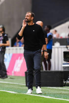 OGC Nice v RC Strasbourg Alsace - Ligue 1 McDonald s 2026 2027 Hugo OLIVEIRA Head Coach of RC Strasbourg during Ligue 1 McDonald s match between Nice and Strasbourg at Allianz Riviera Stadium on October 11, 2026 in Nice, France. Nice France  Copyright: xIconxSportx 776573383