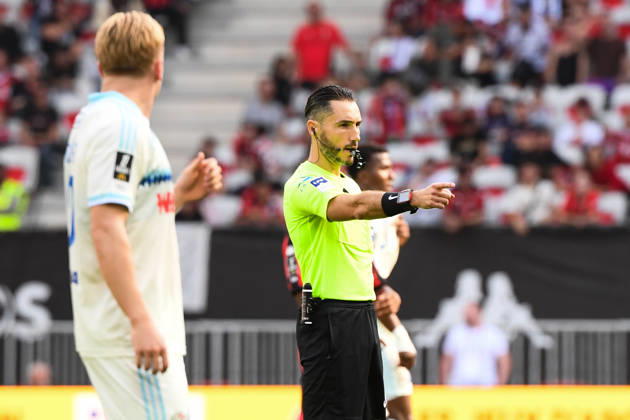 OGC Nice v RC Strasbourg Alsace - Ligue 1 McDonald s 2026 2027 Jeremie PIGNARD referee during Ligue 1 McDonald s match between Nice and Strasbourg at Allianz Riviera Stadium on October 11, 2026 in Nice, France. Nice France  Copyright: xIconxSportx 776573383