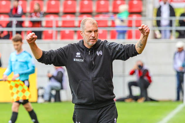 Coach Jochen Seitz, head coach of SV Wehen Wiesbaden, appears very relaxed after his first game for Wiesbaden in the match between FC Ingolstadt 04 and SV Wehen Wiesbaden on October 11, 2026, DFB regulations prohibit any use of photographs as image sequences and or quasi-video. GER, Soccer, 3. Liga, Matchday 8, FC Ingolstadt 04 vs. SV Wehen Wiesbaden, October 11, 2026, Audi Sportpark Ingolstadt Copyright: xEibner-Pressefoto OliverxSTRISCHx EP-OSH