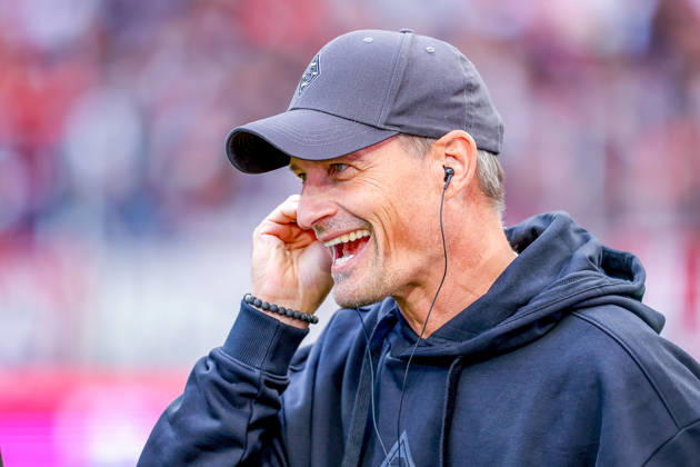 October 11, 2026, xkwix, Soccer, Bundesliga, 1. FC Köln vs. Borussia Mönchengladbach, RheinEnergieSTADION, Matchday 5, 2026–2027 Season, Alexander Blessin, Borussia Mönchengladbach coach, being interviewed. DFB regulations prohibit any use of photographs as image sequences and or quasi-video. Photo: xKamilxWilkowskixPressefotoKochx, North Rhine-Westphalia, Germany