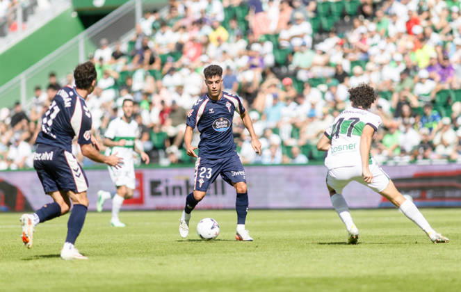 ESP LaLiga EA Sports Elche CF vs. Celta Vigo Hugo Alvarez of Celta during the LaLiga EA Sports match between Elche CF and Celta Vigo played at Martinez Valero Stadium in Elche on October 11, 2026, in Spain. Spanish Soccer Copyright: xAgenciaxLOFx