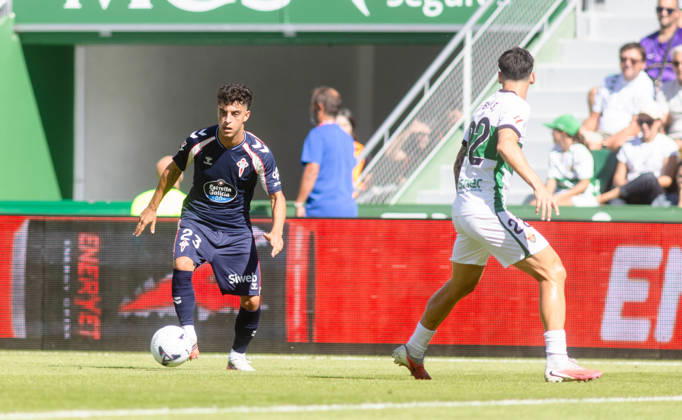 ESP LaLiga EA Sports Elche CF vs. Celta Vigo Hugo Alvarez of Celta during the LaLiga EA Sports match between Elche CF and Celta Vigo played at Martinez Valero Stadium in Elche on October 11, 2026, in Spain. Spanish Soccer Copyright: xAgenciaxLOFx