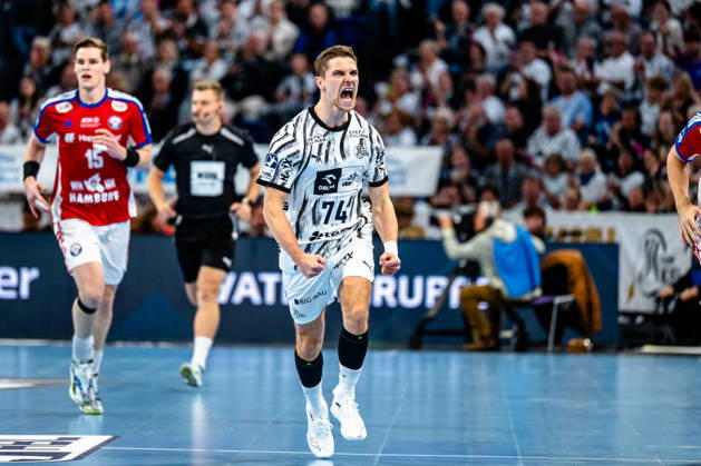 October 11, 2026, xdobgx, Opel HBL Handball, THW Kiel vs. Handball Club Hamburg, left: Vincent Büchner (Kiel), 74, cheering, goal celebration, celebrating the goal, celebration in Kiel