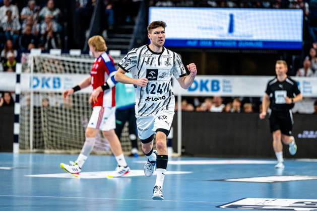 October 11, 2026, xdobgx, Opel HBL Handball, THW Kiel vs. Handball Club Hamburg, left: Lukas Zerbe (Kiel), 24, cheering, goal celebration, celebrating the goal, celebration (Kiel)