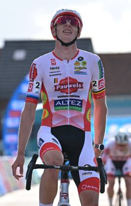 Belgium s Michael Vanthourenhout celebrates on the finsih line as he wins the men elite race of the Mosselcross cyclocross cycling event, on Sunday 11 October 2026, in Dendermonde, the first race (out of 7) of the HG Cross competition. DAVIDxPINTENS  x189453000x