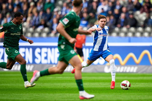 Mads Pedersen, Hertha BSC, 22, GER, Hertha BSC vs. SPVGG Greuther Fürth, 2. Bundesliga, 2026–27 season, Matchday 7, October 11, 2026 DFL regulations prohibit any use of photographs as image sequences and or quasi-video. GER, Hertha BSC vs. SPVGG Greuther Fürth, 2. Bundesliga, 2026–27 season, Matchday 7, October 11, 2026, Berlin Copyright: xClaudiusxRauch,xEibner-Pressefotox xClaudiusxRauchx EP_CRH