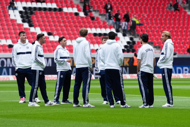 1 Bundesliga SC Freiburg vs. FC Schalke 04, October 11, 2026 The FC Schalke 04 team during the pre-match field inspection 1 Bundesliga SC Freiburg vs. FC Schalke 04, Europa-Park Stadium, October 11, 2026 DFB and DFL regulations prohibit any use of photographs as image sequences and or quasi-video. Copyright: xBEAUTIFULxSPORTS Boscox