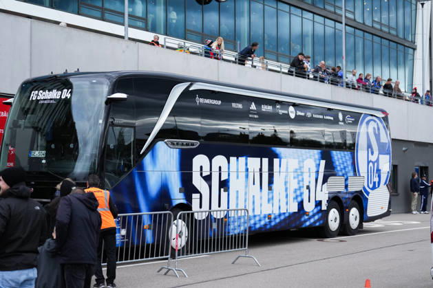 1 Bundesliga: SC Freiburg vs. FC Schalke 04, October 11, 2026—FC Schalke 04 bus in front of the Europa-Park Stadium. 1 Bundesliga: SC Freiburg vs. FC Schalke 04, Europa-Park Stadium, October 11, 2026 DFB and DFL regulations prohibit any use of photographs as image sequences and or quasi-video. Copyright: xBEAUTIFULxSPORTS Boscox