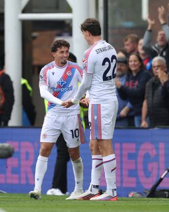 Premier League - Crystal Palace v Nottingham Forest LONDON, ENGLAND, OCTOBER 11: GOAL 3-1, Yeremi Pino of Crystal Palace goal celebration with Jorgen Strand Larsen of Crystal Palace after scoring a goal to put Crystal Palace 3-1 ahead during The Premier League match between Crystal Palace v Nottingham Forest at Selhurst Park Stadium, London, England, on October 11. (Photo by Daniel Weir) London Selhurst Park Stadium England Copyright: xDanielxWeir SportsxPressxPhotox Sportspressphoto_SPR252421