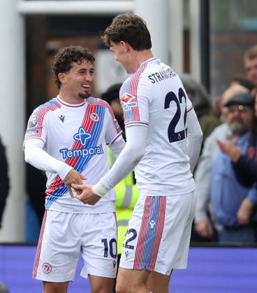 Premier League - Crystal Palace v Nottingham Forest LONDON, ENGLAND, OCTOBER 11: GOAL 3-1, Yeremi Pino of Crystal Palace goal celebration with Jorgen Strand Larsen of Crystal Palace after scoring a goal to put Crystal Palace 3-1 ahead during The Premier League match between Crystal Palace v Nottingham Forest at Selhurst Park Stadium, London, England, on October 11. (Photo by Daniel Weir) London Selhurst Park Stadium England Copyright: xDanielxWeir SportsxPressxPhotox Sportspressphoto_SPR252425