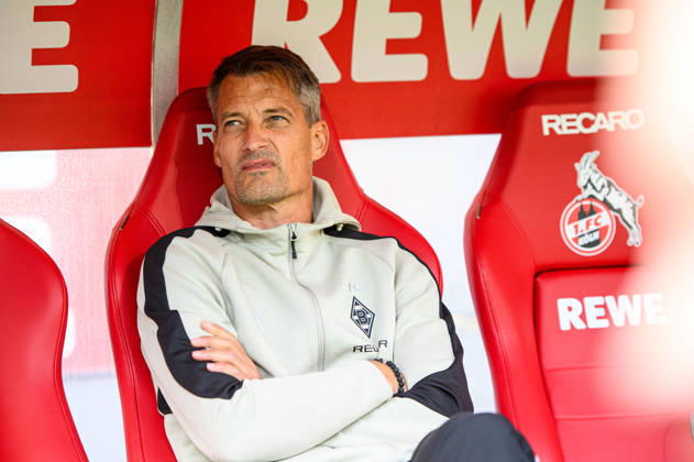 COLOGNE, GERMANY - 11 OCTOBER, 2026: Alexander Blessin, head coach - The Bundesliga match 1. FC Koeln vs. Borussia Moenchengladbach at RheinEnergieSTADION. Copyright: xVitaliixKliuievx