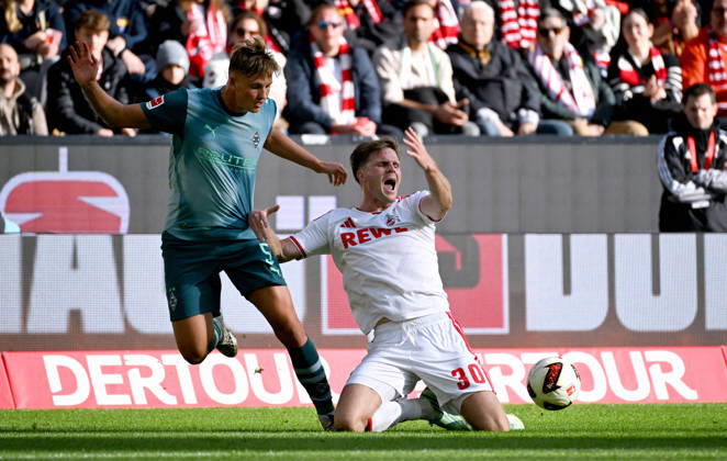 Cologne, Germany, Bundesliga 1, Matchday 5, Rhein Energie Stadium Cologne, 1. FC Köln vs. Borussia Mönchengladbach Marius Bülter (FC), Jan Leszczynski (BMG)