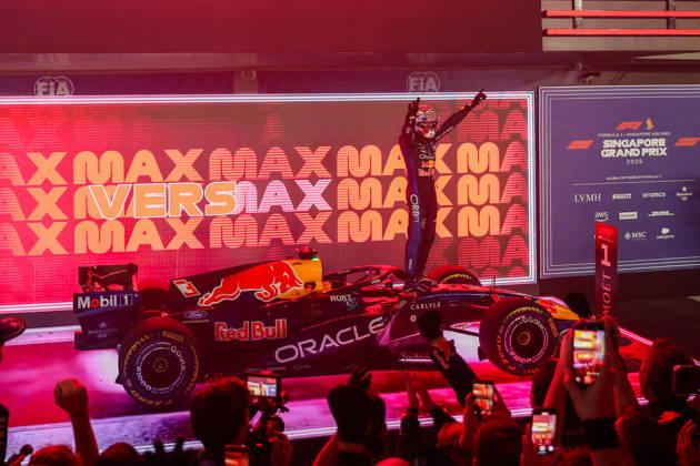 Max Verstappen wins 2026 Formula 1 Singapore Grand Prix SINGAPORE - OCT 11: Red Bull Racing driver Max Verstappen celebrates on the podium after winning the Formula 1 Singapore Grand Prix at the Marina Bay Street Circuit in Singapore on October 11, 2026. Daniel Ceng Anadolu Singapore Singapore. Editorial use only. Please get in touch for any other usage.  Copyright: x2026xAnadoluxDanielxCengx