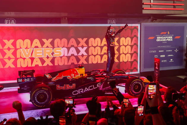 Max Verstappen wins 2026 Formula 1 Singapore Grand Prix SINGAPORE - OCT 11: Red Bull Racing driver Max Verstappen celebrates on the podium after winning the Formula 1 Singapore Grand Prix at the Marina Bay Street Circuit in Singapore on October 11, 2026. Daniel Ceng Anadolu Singapore Singapore. Editorial use only. Please get in touch for any other usage.  Copyright: x2026xAnadoluxDanielxCengx