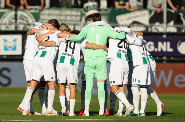 2026-10-11 Excelsior Rotterdam v FC Groningen - Dutch Eredivisie ROTTERDAM, NETHERLANDS - OCTOBER 11: Huddle of FC Groningen during the Dutch Eredivisie match between Excelsior Rotterdam and FC Groningen at Stadion Woudestein on October 11, 2026 in Rotterdam, Netherlands. Rotterdam Stadion Woudestein Netherlands Content not available for redistribution in The Netherlands directly or indirectly through any third parties. Copyright: xHansxvanxderxValkx