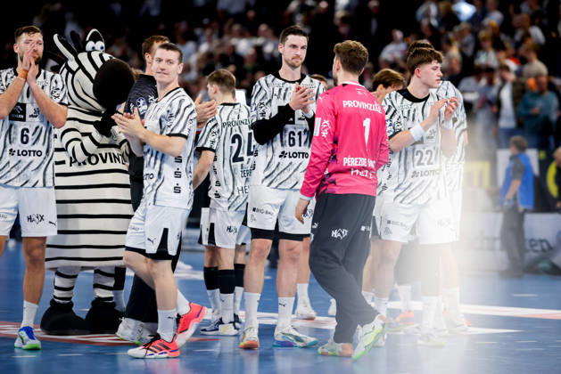 Kiel, October 11, 2026; Handball, 2026–27 Bundesliga 1, THW Kiel vs. Handball Club Hamburg; The THW Kiel players celebrate at the end of the game