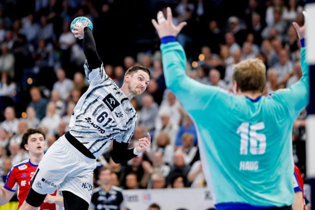 Kiel, October 11, 2026; Handball, 2026–27 Bundesliga 1, THW Kiel vs. Handball Club Hamburg; Hendrik Pekeler (THW Kiel), 61; Robin Paulsen Haug (HC Hamburg), 16
