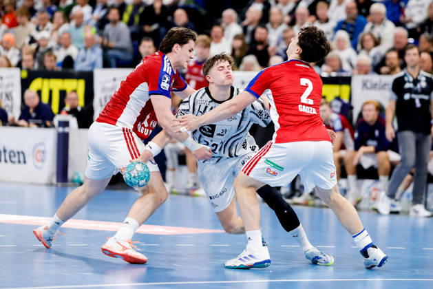 Kiel, October 11, 2026; Handball, 2026–27 Bundesliga 1, THW Kiel vs. Handball Club Hamburg; Jan Christian Schmidt (HC Hamburg), 42; Rasmus Ankermann (THW Kiel), 22; Toma Gadza (HC Hamburg), 2