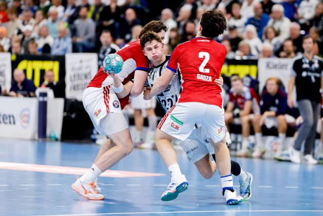 Kiel, October 11, 2026; Handball, 2026–27 Bundesliga 1, THW Kiel vs. Handball Club Hamburg; Jan Christian Schmidt (HC Hamburg), 42; Rasmus Ankermann (THW Kiel), 22; Toma Gadza (HC Hamburg), 2