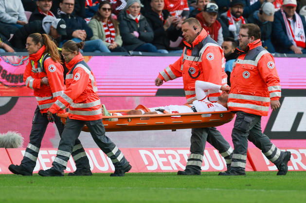 1 Bundesliga 26 27 1 FC Cologne vs. Borussia Mönchengladbach on October 11, 2026, at the RheinEnergieSTADION in Cologne Ellyes Skhiri Cologne 6 Injured, injury, pain MH