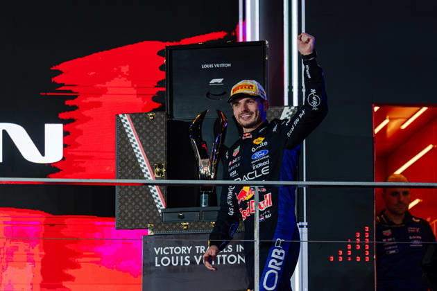 2026 Formula 1 Singapore Grand Prix - Podium MAX VERSTAPPEN (NED) of Oracle Red Bull Racing LV Trunk Podium on SUNDAY during the 2026 FORMULA 1 SINGAPORE AIRLINES SINGAPORE GRAND PRIX 2026 at MARINA BAY STREET CIRCUIT SINGAPORE on October 11, 2026. Photo by Tan Jun Da ABACAPRESS.COM Singapore Singapore Copyright: xJunxDaxTan ABACAx
