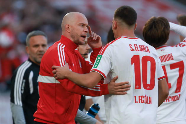 1 Bundesliga 26 27 1 FC Cologne vs. Borussia Mönchengladbach on October 11, 2026, at the RheinEnergieSTADION in Cologne. Coach Rene Wagner of Cologne gives instructions to Said El Mala immediately after the goal that made the score 2–1. MH