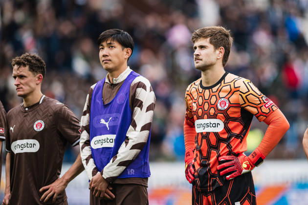 2. Bundesliga: FC St. Pauli vs. Karlsruher SC, October 11, 2026; Ben Voll (FC St. Pauli), 1 Soccer, 2. Bundesliga, Matchday 7: FC St. Pauli vs. Karlsruher SC on October 11, 2026, at Millerntor Stadium, Hamburg. DFL regulations prohibit any use of photographs as image sequences and or quasi-video. Copyright: xBEAUTIFULxSPORTS Tonhäuserx