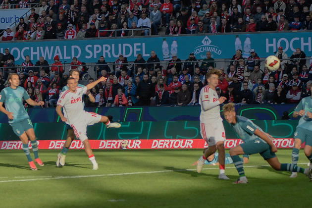Said El Mala of Cologne scores the goal to make it 2-1 on 11 10 2026 ¢ Soccer ¢ 1. FC Cologne vs. Borussia Mönchengladbach, RheinEnergieStadion, Cologne, DFB DFL regulations prohibit any use of photographs as image sequences and or quasi-video. NRW, Germany Copyright: xpepphotox xHorstxMauelshagenx pep00321, pep_20261011_hm
