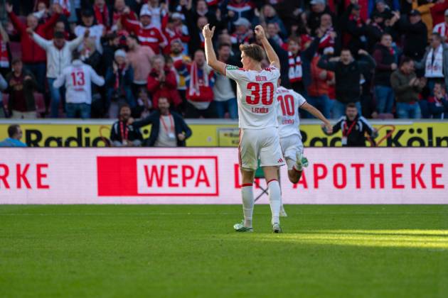 Said El Mala, midfielder, 1. FC Köln 10, celebrating after the 2-1 win, 1. FC Köln vs. Borussia Mönchengladbach, soccer, Bundesliga, Matchday 5, October 11, 2026. DFB and DFL regulations prohibit any use of photographs as image sequences and or quasi-video. Cologne, North Rhine-Westphalia, Germany Copyright: xkolbert-press MartinxWdziecznyx