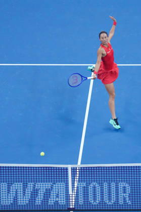 (261011) -- BEIJING, Oct. 11, 2026 -- Zheng Qinwen hits a return during the women s singles final between Zheng Qinwen of China and Mirra Andreeva of Russia at 2026 China Open tennis tournament in Beijing, China, Oct. 11, 2026. ) (SP)CHINA-BEIJING-TENNIS-CHINA OPEN-WOMEN S SINGLES-FINAL (CN) JuxHuanzong