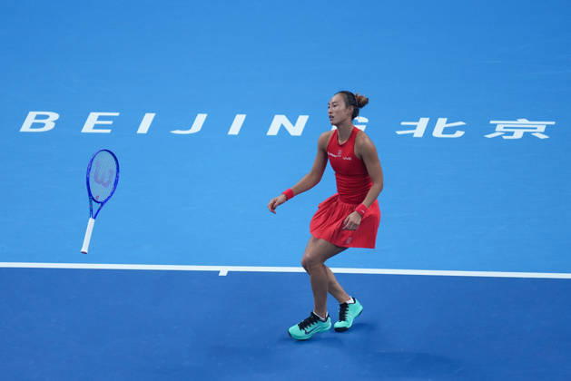(261011) -- BEIJING, Oct. 11, 2026 -- Zheng Qinwen celebrates victory after the women s singles final between Zheng Qinwen of China and Mirra Andreeva of Russia at 2026 China Open tennis tournament in Beijing, China, Oct. 11, 2026. ) (SP)CHINA-BEIJING-TENNIS-CHINA OPEN-WOMEN S SINGLES-FINAL (CN) JuxHuanzong